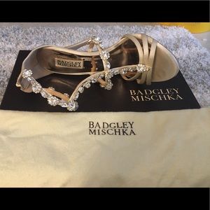 Beautiful Badgley Mischka Thelma Heels